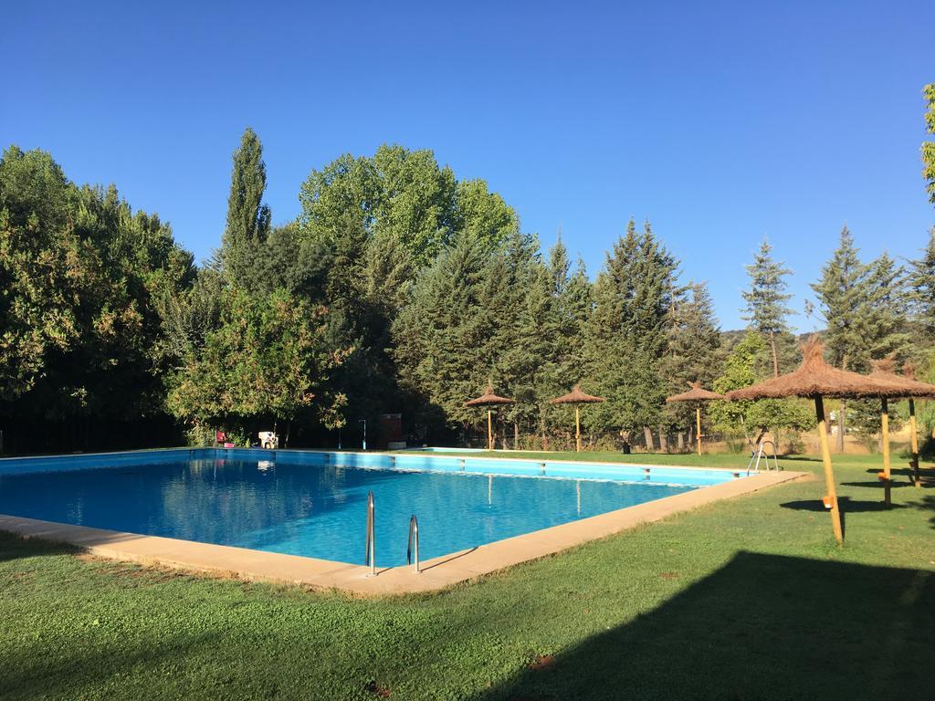 Camping La Fundicion Cazalla de la Sierra Exterior foto