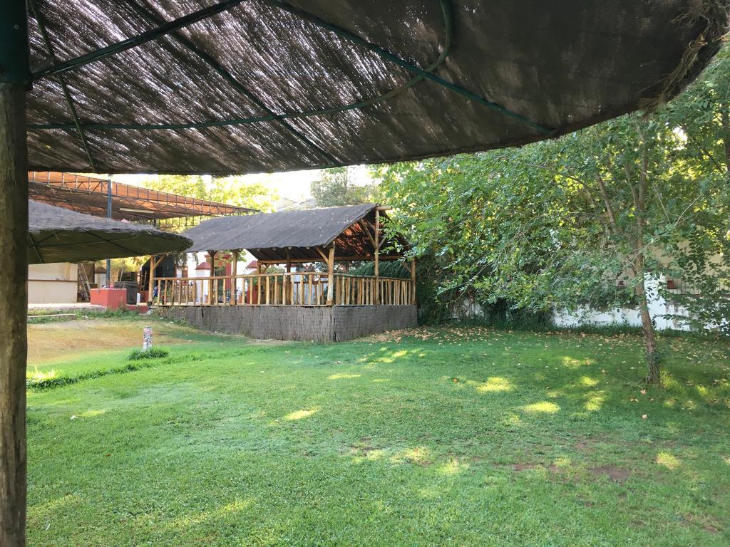 Camping La Fundicion Cazalla de la Sierra Exterior foto