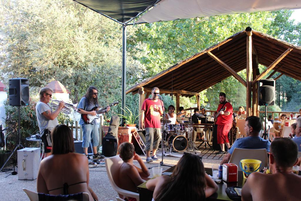 Camping La Fundicion Cazalla de la Sierra Exterior foto