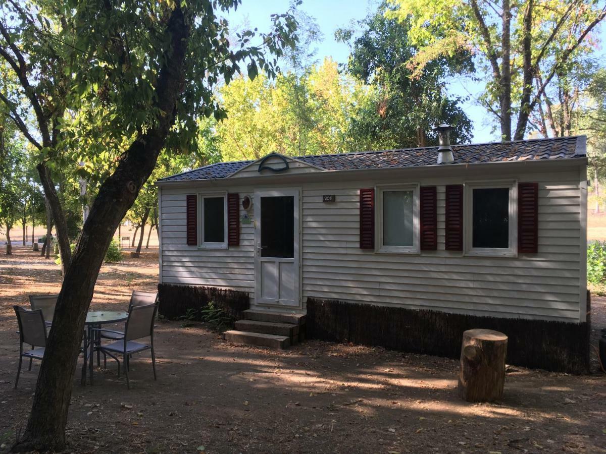 Camping La Fundicion Cazalla de la Sierra Habitación foto